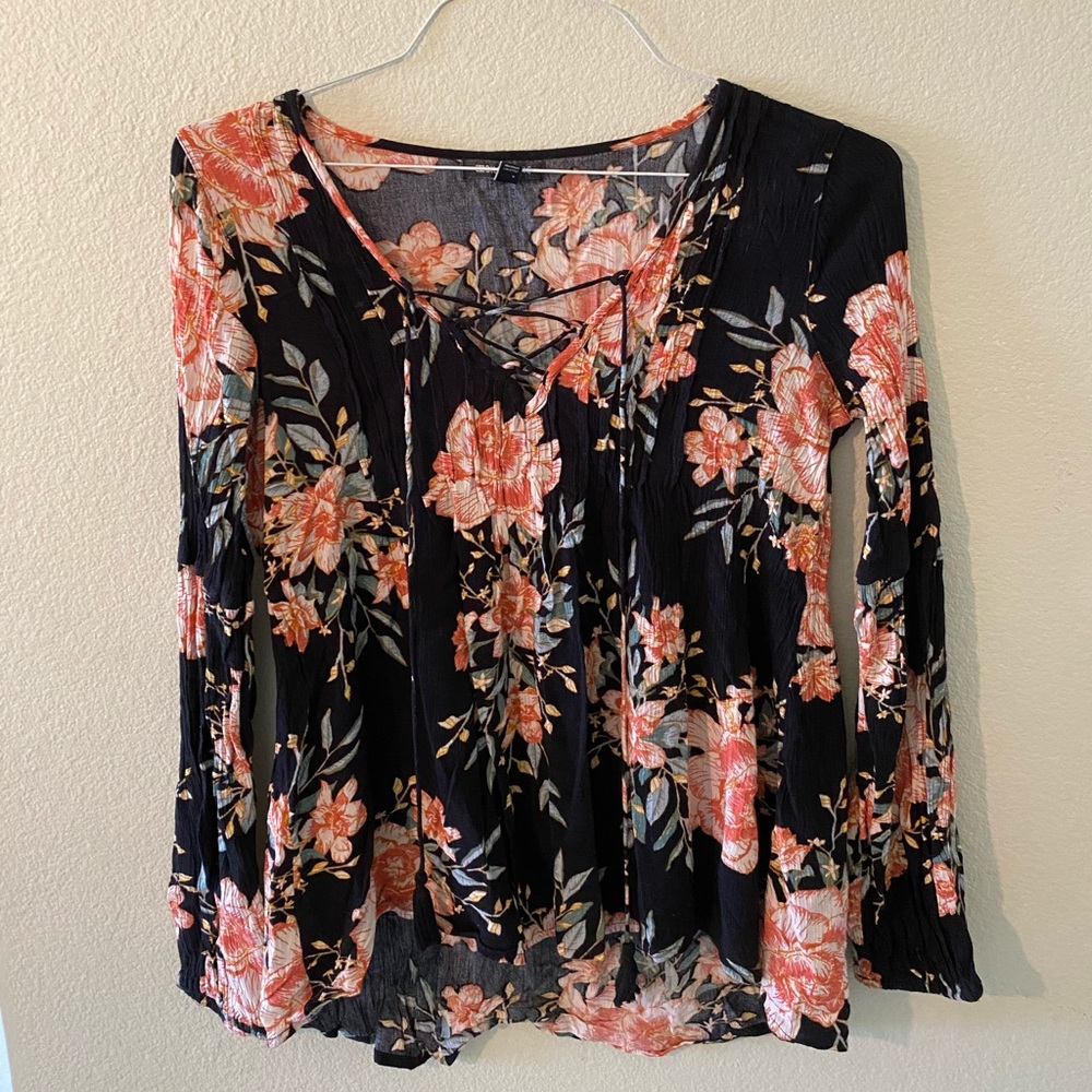 Billabong Long Sleeve flowy floral top